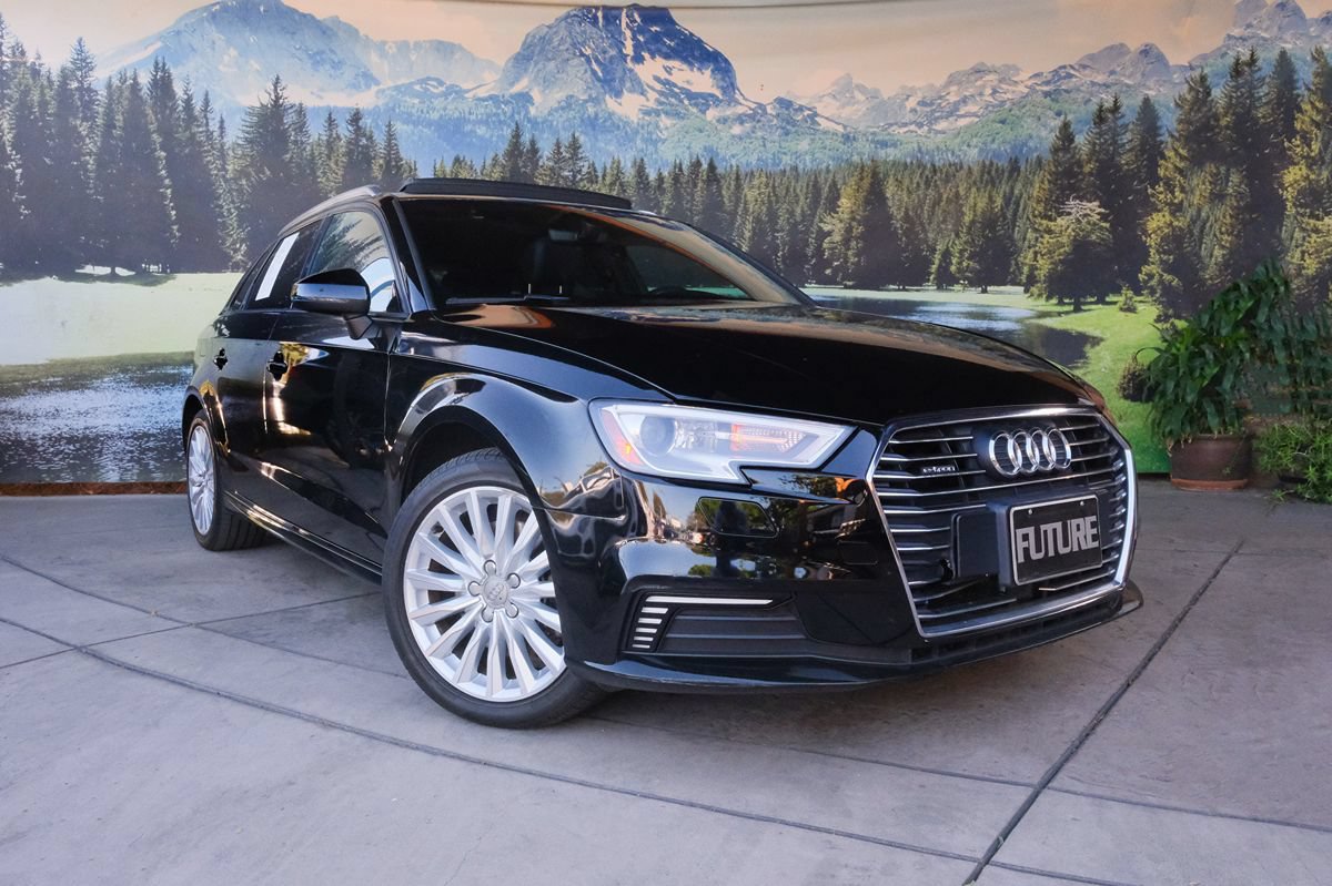 Used 2018 Audi A3 e-tron Premium FWD image 3