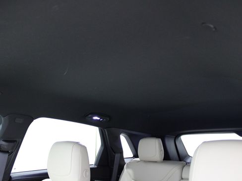 Used 2019 Cadillac XT5 FWD image 25