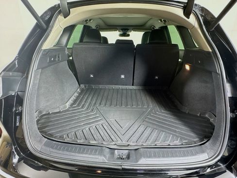 Used 2019 INFINITI QX50 Essential w/ Premium Heat Package FWD image 32