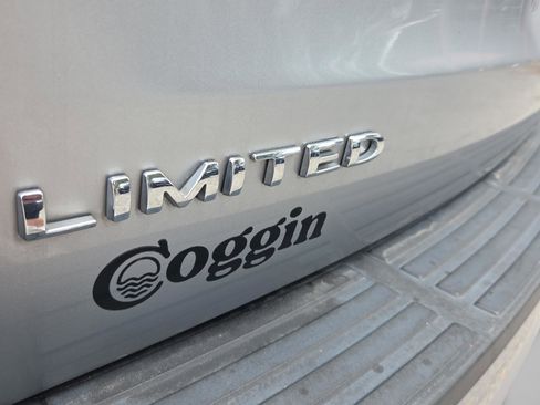 Used 2024 Ford Expedition Limited RWD image 33
