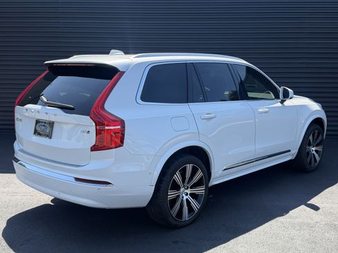 Used 2024 Volvo XC90 B6 Plus w/ Protection Package Premier AWD/4WD image 9