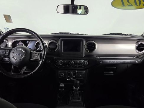 Used 2021 Jeep Wrangler Unlimited Sport AWD/4WD image 37