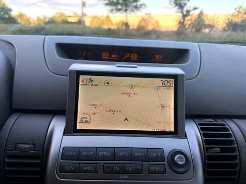 Used 2004 INFINITI G35 2dr Cpe Auto w/ Premium Pkg image 20