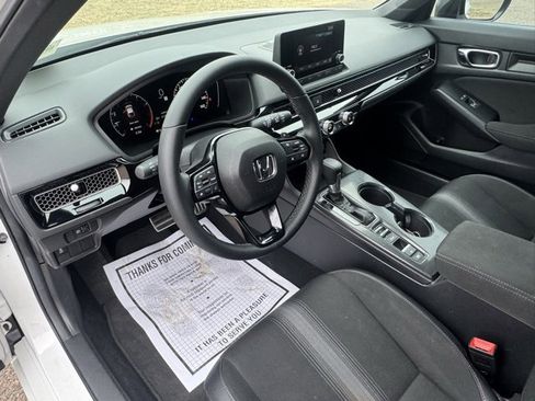Used 2025 Honda Civic Sport image 12