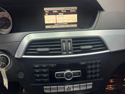 Used 2015 Mercedes-Benz C 250 Coupe image 17