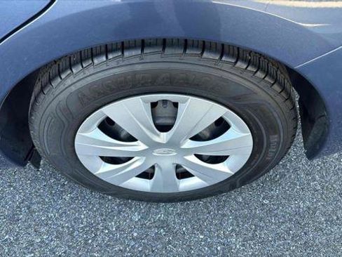 Used 2012 Subaru Impreza 2.0i image 10