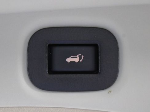Used 2015 Nissan Rogue SL FWD image 16