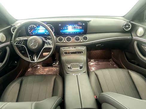 Used 2023 Mercedes-Benz E 450 4MATIC Sedan image 22