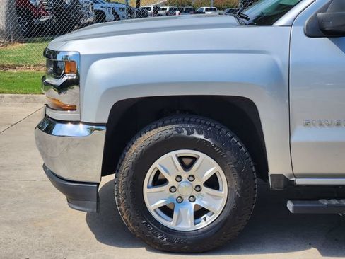 Used 2018 Chevrolet Silverado 1500 LS w/ Trailering Package AWD/4WD image 8