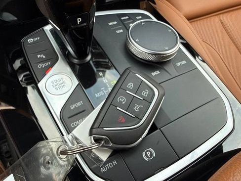 Used 2024 BMW X3 xDrive30i w/ Convenience Package w/ZPA AWD/4WD image 39