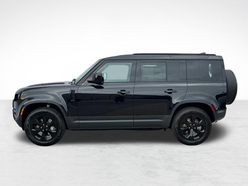 Used 2026 Land Rover Defender 110 S AWD/4WD image 2