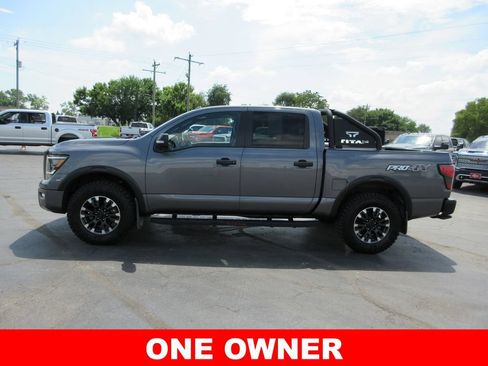 Used 2021 Nissan Titan PRO-4X w/ Pro-4x Convenience Package AWD/4WD image 11