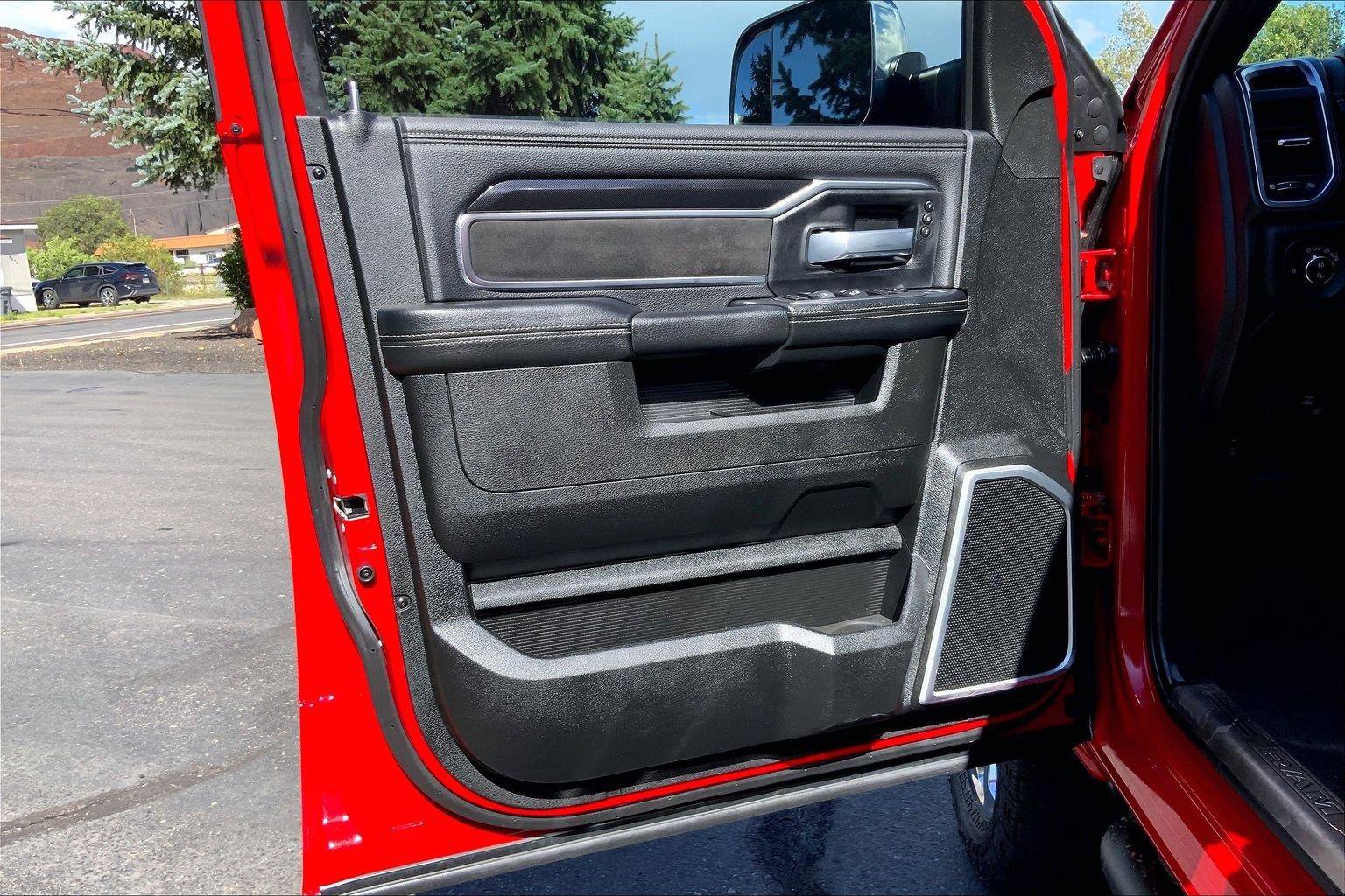 Certified 2022 RAM 2500 Laramie AWD/4WD image 22