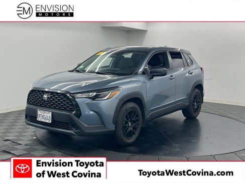 Used 2023 Toyota Corolla Cross L AWD/4WD image 1