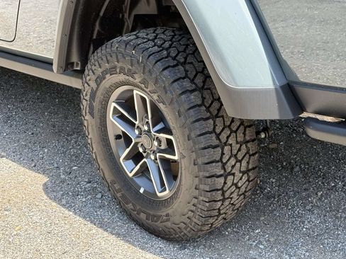 New 2026 Jeep Gladiator Mojave AWD/4WD image 12