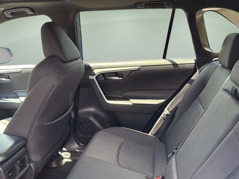 Used 2023 Toyota RAV4 SE w/ Convenience Package AWD/4WD image 16