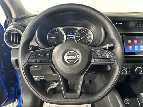 Used 2025 Nissan Kicks Play S FWD image 14