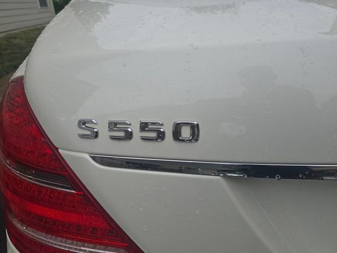 Used 2013 Mercedes-Benz S 550 4MATIC image 9