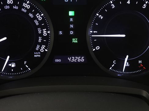 Used 2014 Lexus IS 250C w/ F-Sport Package w/as Tires RWD image 20