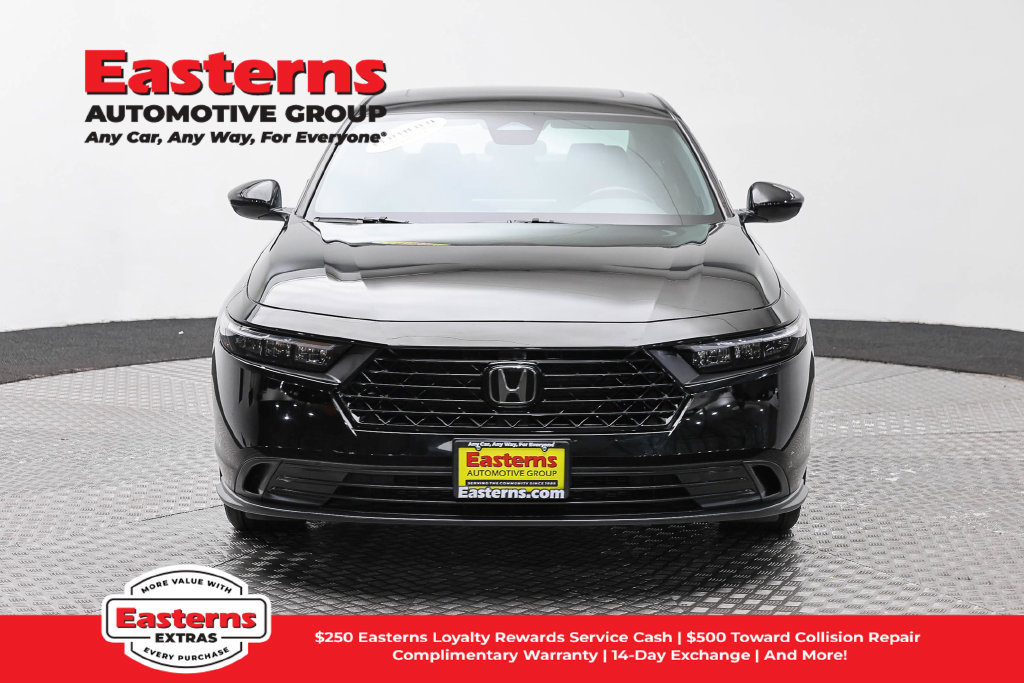 Used 2024 Honda Accord Sport image 3