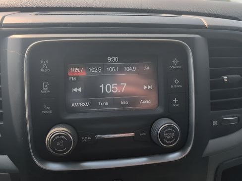 Used 2017 RAM 1500 Express AWD/4WD image 13