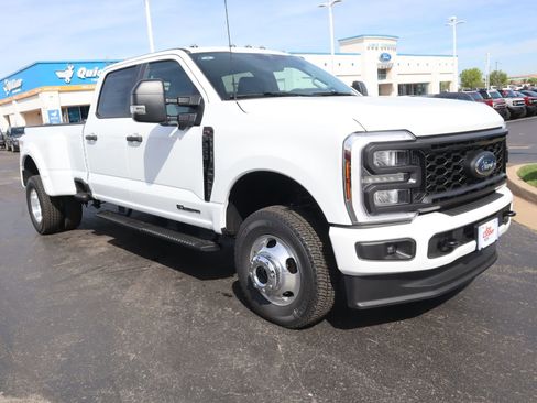 New 2026 Ford F350 XL AWD/4WD image 1