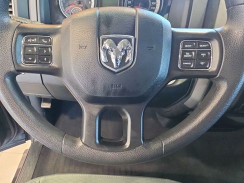 Used 2018 RAM 1500 Express w/ Express Value Package AWD/4WD image 18