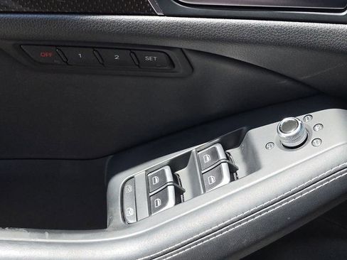 Used 2015 Audi SQ5 Premium Plus AWD/4WD image 22