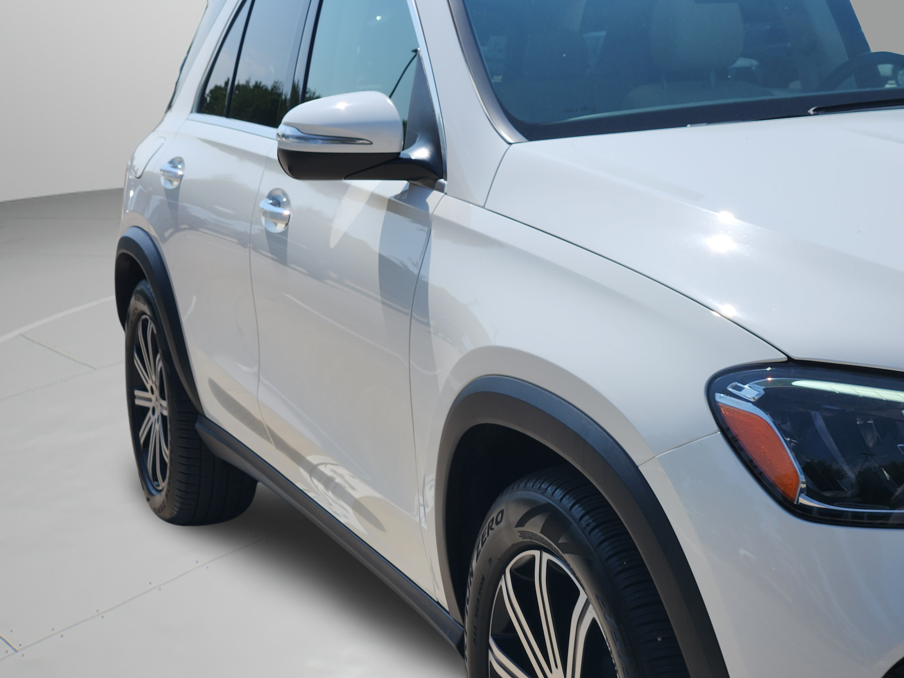 Used 2024 Mercedes-Benz GLE 450 4MATIC image 38