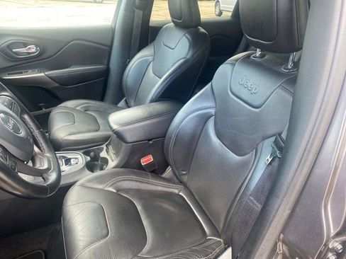 Used 2020 Jeep Cherokee Limited AWD/4WD image 3