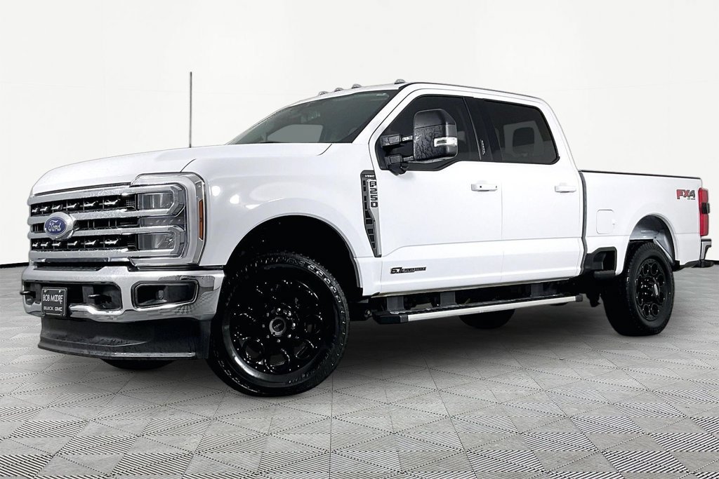 Used 2024 Ford F250 Lariat w/ FX4 Off-Road Package AWD/4WD image 1