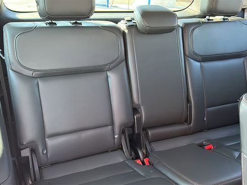 Used 2025 Ford Expedition Active AWD/4WD image 33