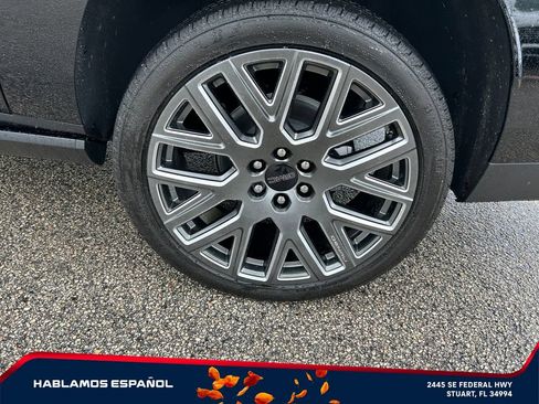 New 2026 GMC Yukon XL Denali Ultimate AWD/4WD image 9