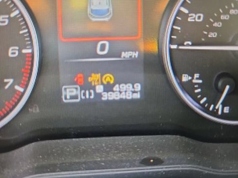 Used 2025 Subaru Crosstrek 2.5i Premium AWD/4WD image 12