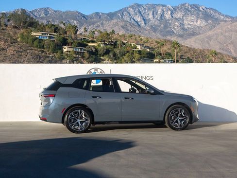 Used 2026 BMW iX xDrive60 AWD/4WD image 5