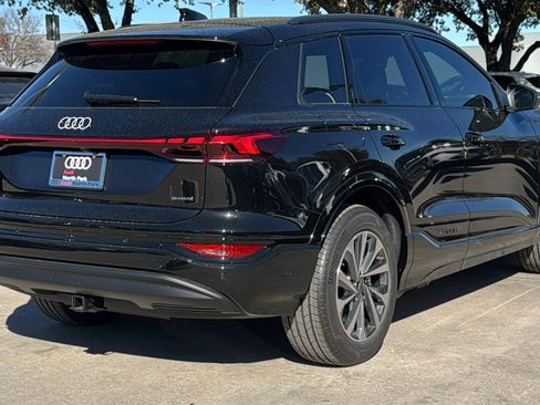 New 2025 Audi Q6 e-tron Premium image 7