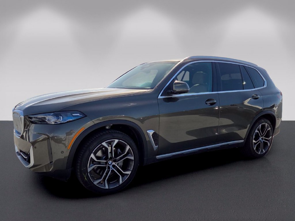 Certified 2025 BMW X5 sDrive40i w/ Climate Comfort Package RWD image 8