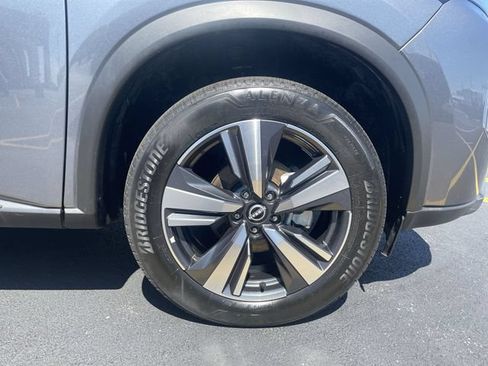 Used 2026 Nissan Rogue SL FWD image 41