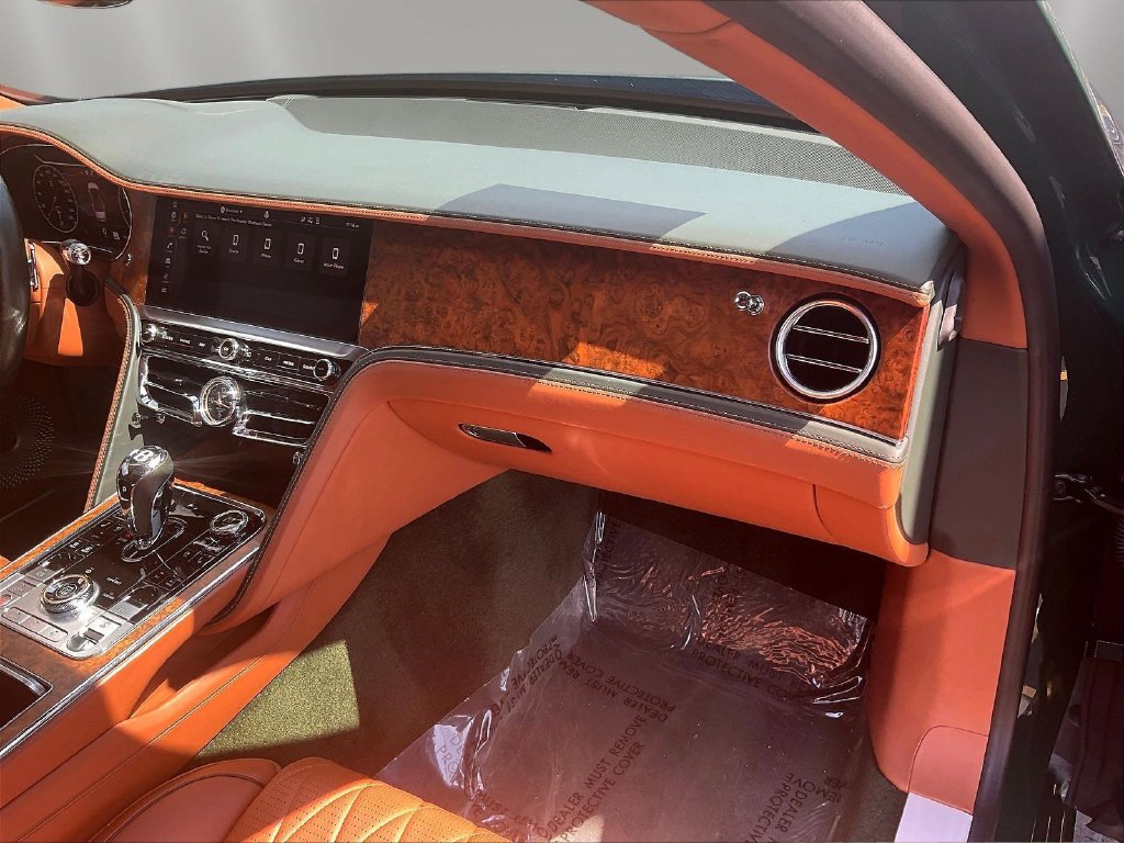 Used 2022 Bentley Flying Spur V8 AWD/4WD image 26