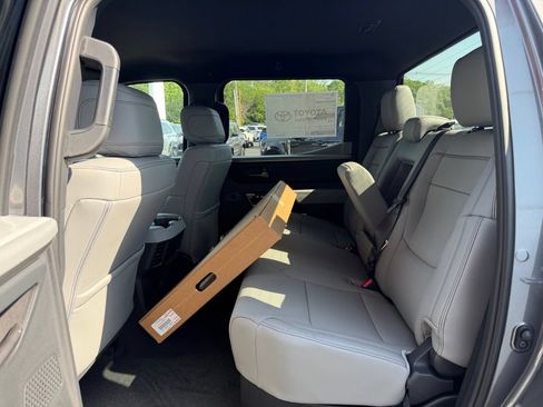 New 2026 Toyota Tundra Limited AWD/4WD image 8
