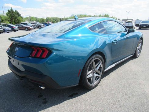 Used 2026 Ford Mustang Coupe image 5