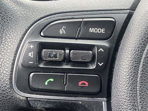 Used 2016 Kia Optima LX image 17