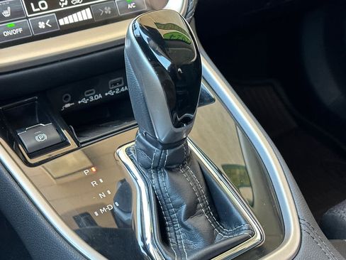 Used 2024 Subaru Outback Premium AWD/4WD image 21