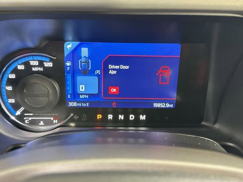 Used 2023 Ford Bronco Badlands image 21