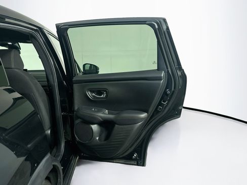 Used 2025 Honda HR-V Sport image 27