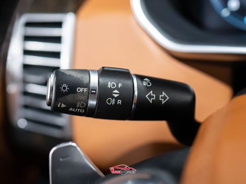 Used 2016 Land Rover Range Rover Autobiography image 32