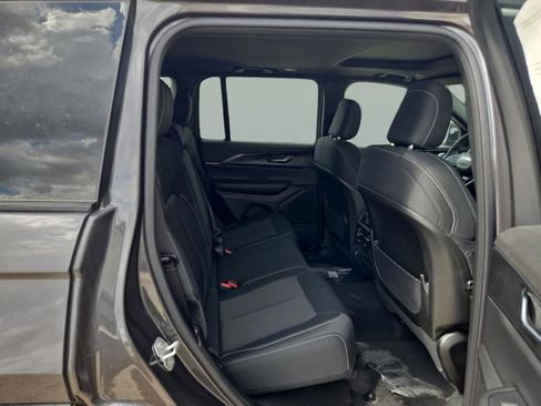 New 2025 Jeep Grand Cherokee Laredo X w/ Luxury Tech Group I image 26