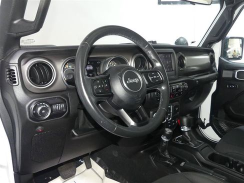 Used 2018 Jeep Wrangler Unlimited Sport S AWD/4WD image 21