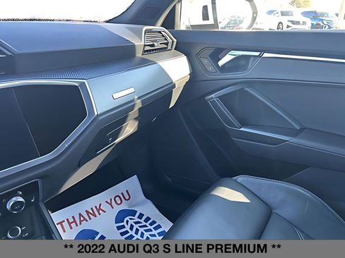 Used 2022 Audi Q3 2.0T Premium w/ Black Optic Sport Package image 29