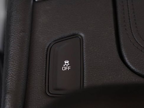 Used 2019 Cadillac XT5 Luxury FWD image 35